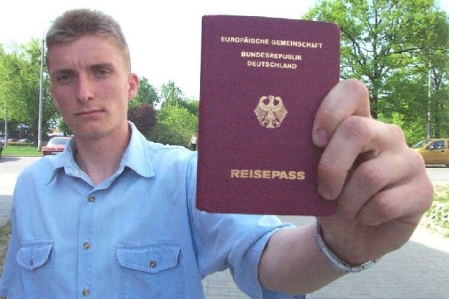 - Niemiecki paszport był moją przepustką do legalnej pracy w Holandii - mówi Krzysztof Metzner.