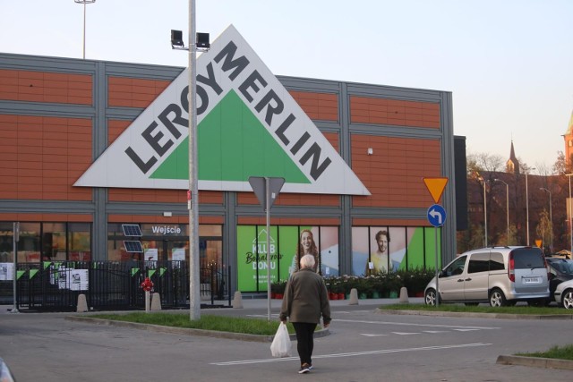 Leroy Merlin jest francuską siecią sklepów budowlano-dekoracyjnych. Swoje placówki posiada także w Polsce