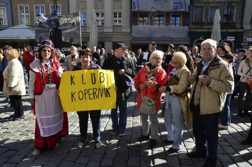 Senioralni. Poznań: Prezydent przekazał seniorom klucze do...