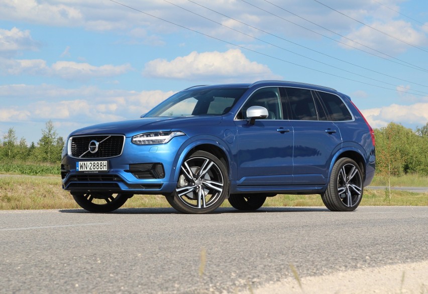 Volvo XC90 T8...