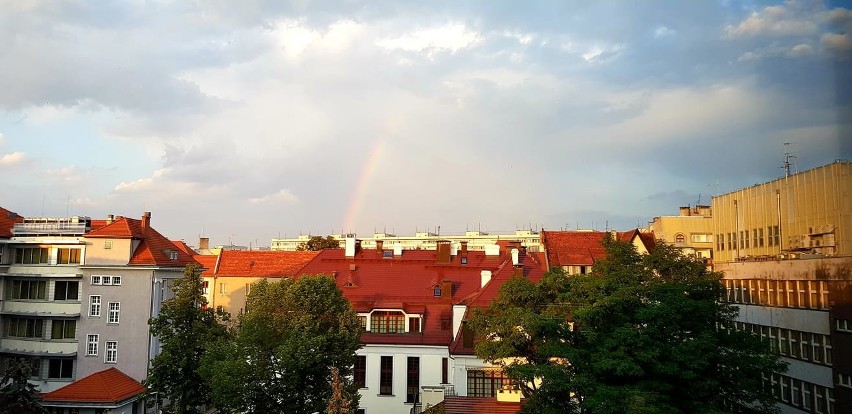 Piękna tęcza pojawiła się nad Wrocławiem [ZDJĘCIA]