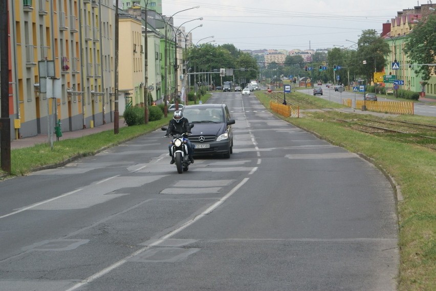 Dziurawa ulica Piłsudskiego rzeczywiście wymaga pilnego...