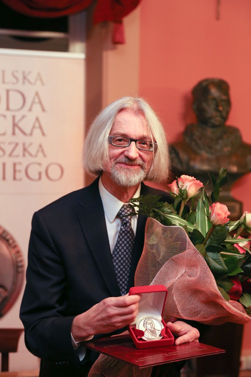 Prof. Wojciech Ligęza laureatem nagrody im. Karpińskiego