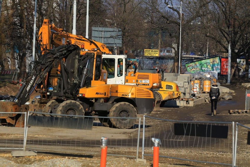 Remont Hubskiej miał się zakończyć w połowie września 2018