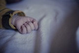 Śmierć 5-miesięcznego dziecka w Kaliszu. Rodzice przyznali się do braku opieki nad synem. Byli pijani