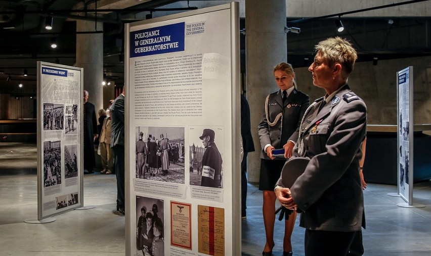 Gdańsk. "Losy policjantów w czasie II wojny światowej" - wystawa w Muzeum II Wojny Światowej