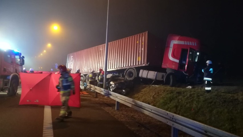 Śmiertelny wypadek na S19 w Sokołowie Małopolskim.