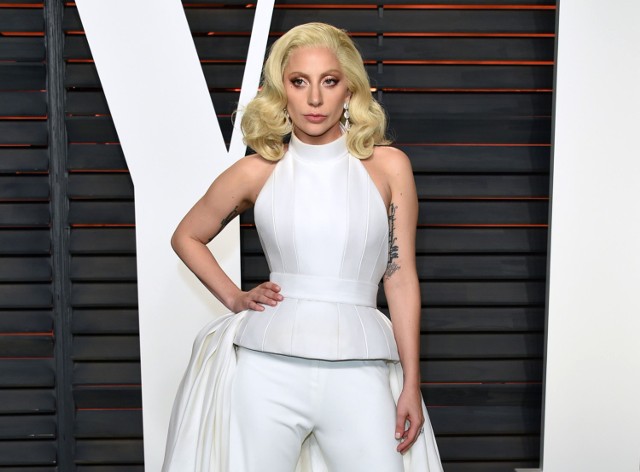 Lady Gaga na oscarowym przyjęciu Vanity Fair w Beverly Hills 28 lutego 2016r.