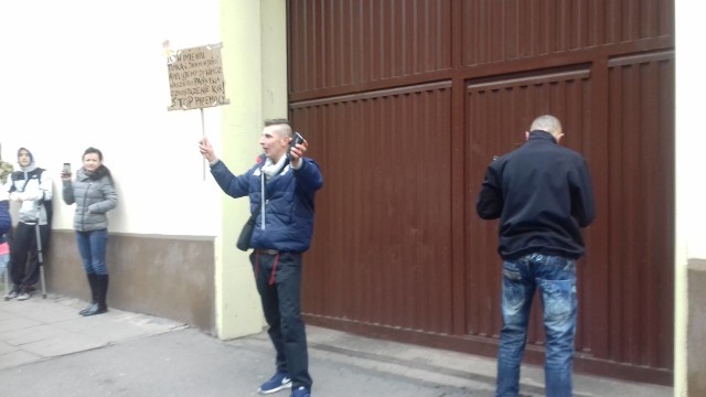 Po śmierci małego Tomka manifestacja pod więzieniami w Grudziądzu