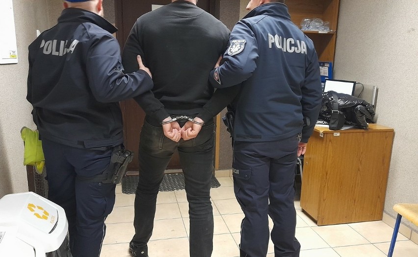 Policjanci z grupy SPEED Wydziału Ruchu Drogowego Komendy...