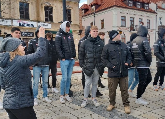 Piłkarze Wisły zwiedzali Sandomierz.