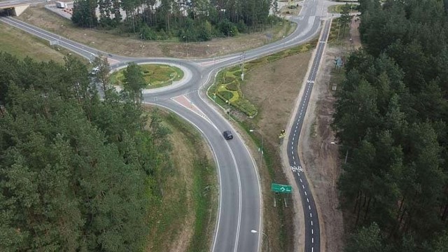 To dobra wiadomość dla rowerzystów i pieszych. Wasilków zakończył już budowę ścieżki rowerowej i chodnika w stronę Białegostoku.