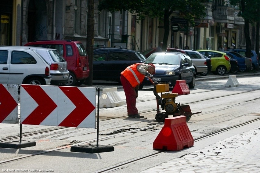 Rozpoczął się remont torowiska na Nowowiejskiej