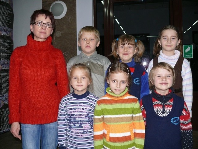 Klasa IWychowawczyni Barbara Lichota. Uczniowie: Kacper Chuchala, Kamila Dwojak, Monika Galek, Anna Gil, Aleksandra Kocon, Anna Kopala, Filip Walczyk, Nikola Walczyk.