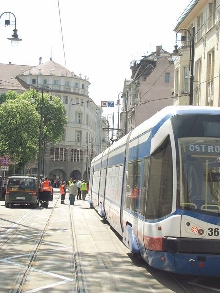Wczoraj pierwszy tramwaj przetestował nowe torowisko na skrzyżowaniu Gdańskiej i Focha