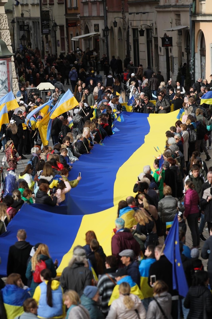 Marsz solidarności z Ukraińcami przeszedł przez Kraków