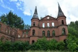 Zrujnowany pałac w Juchowie zostanie zabezpieczony przed kompletną dewastacją [ZDJĘCIA]
