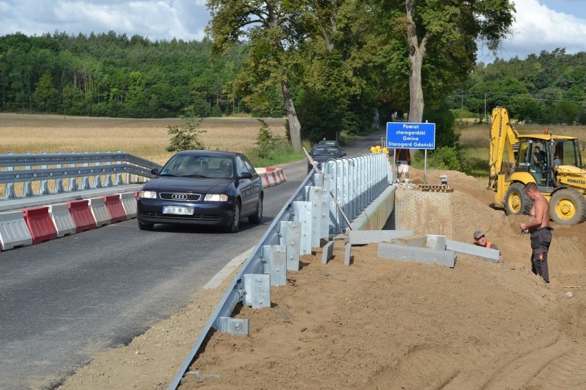 Gmina Starogard. Nowy most w Lipinkach Szlacheckich jest prawie gotowy [ZDJĘCIA]