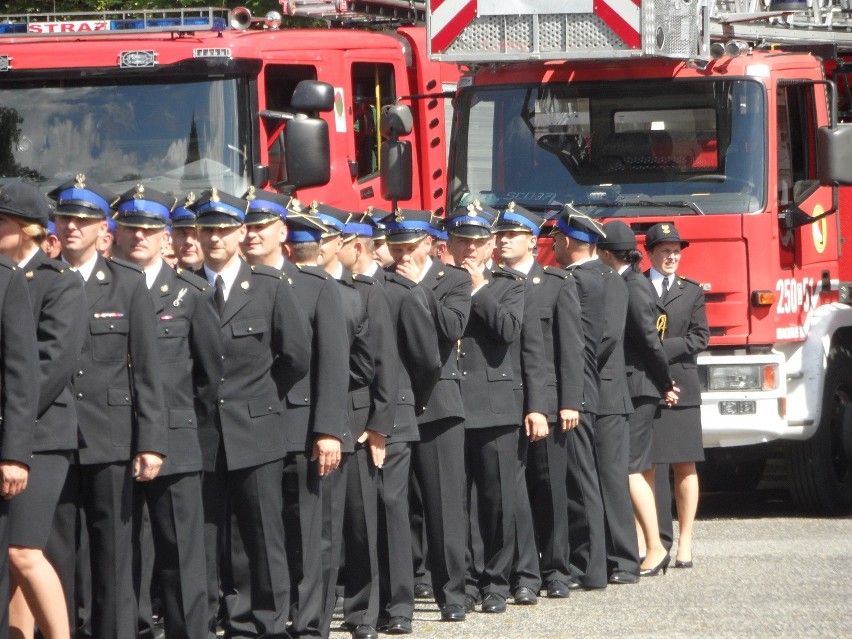 Częstochowa: Promocja strażaków aspirantów [ZDJĘCIA]