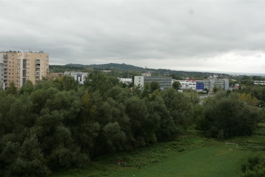 Ruczaj przez lata był symbolem betonowania Krakowa. Teraz...