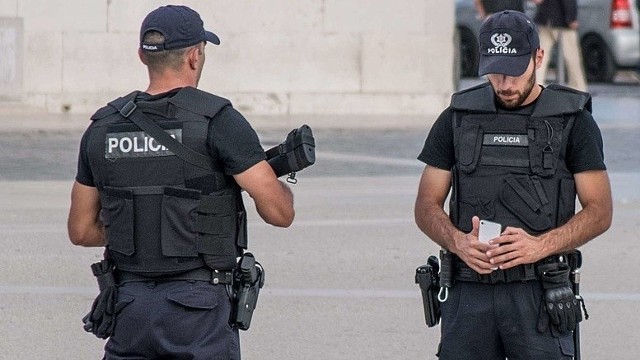Atak nożownika w Lizbonie. Na miejscu działają służby. Zdjęcie ilustracyjne