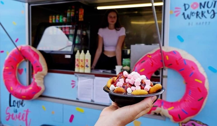 Food Trucki pojawią się w Szczecinie na parkingu koło Atrum...