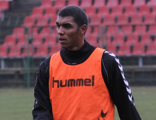 W kadrze Korony na obóz znalazł się między innymi młodzieżowy reprezentant Polski, 20-letni Lukas Klemenz, który ma być wypożyczony do końca sezonu z rezerw francuskiego Valenciennes.