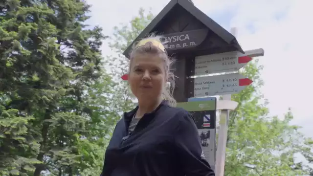 Marta Manowska - znana i lubiana prezenterka prowadzi nowy program "Korona Gór Polski". Wyprawę rozpoczęła od najstarszych polskich gór - Gór Świętokrzyskich.