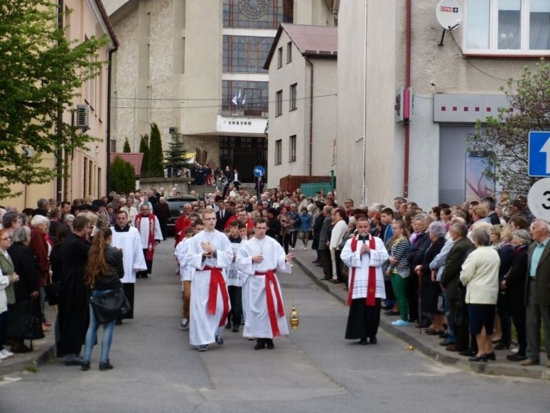 Symbole Światowych Dni Młodzieży w Staszowie