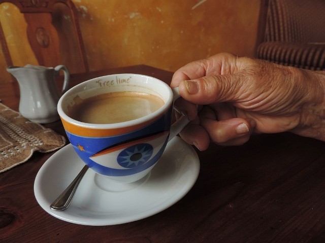 We wtorki w godzinach od 10 do 11 można skorzystać z darmowej kawy lub herbaty, a w tych samych godzinach, tyle że w czwartki - z darmowej zupy.