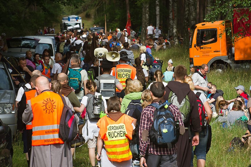 Pielgrzymi idą na Jasną Górę