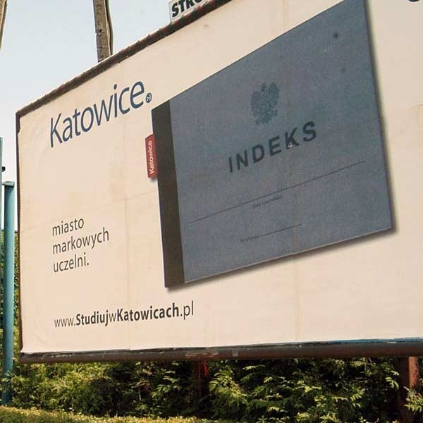 Katowice reklamują w Rzeszowie swoje wyższe uczelnie.