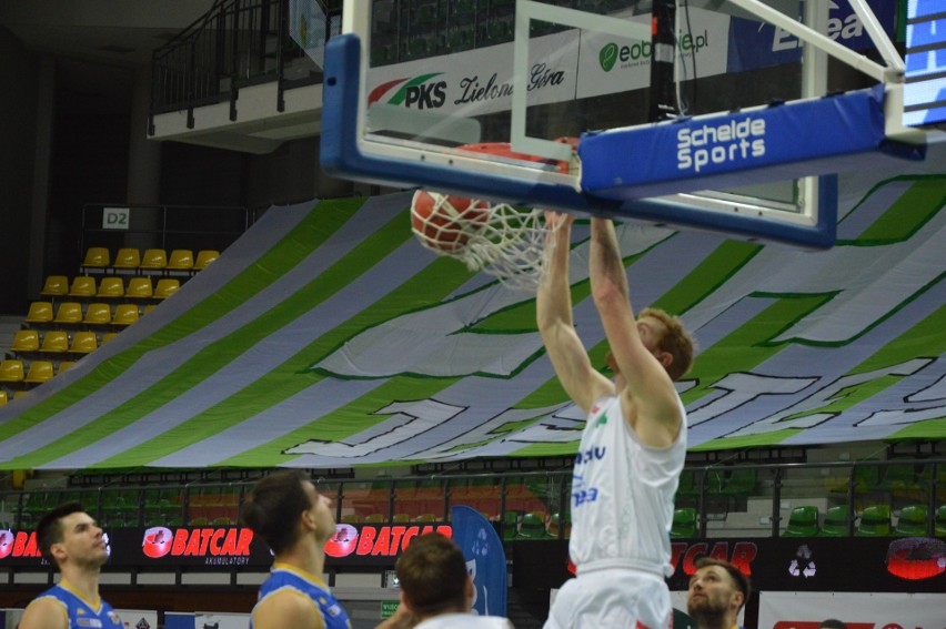 Zielonogórzanie odnieśli ósme zwycięstwo w Energa Basket...