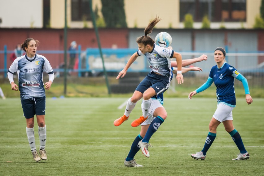 Zawodniczki Sportisu KKP otrzymały srogą lekcję futbolu od...