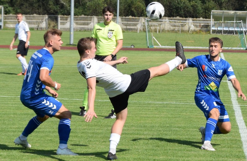 Piłkarze Moravii Anna-Bud Morawica w meczu Hummel 4 ligi pewnie pokonali Nidę Pińczów 3:0. Zobaczcie zdjęcia z meczu i fotki kibiców