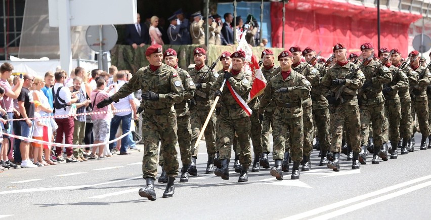 Wielka defilada w Gliwicach z okazji Święto Wojska Polskiego