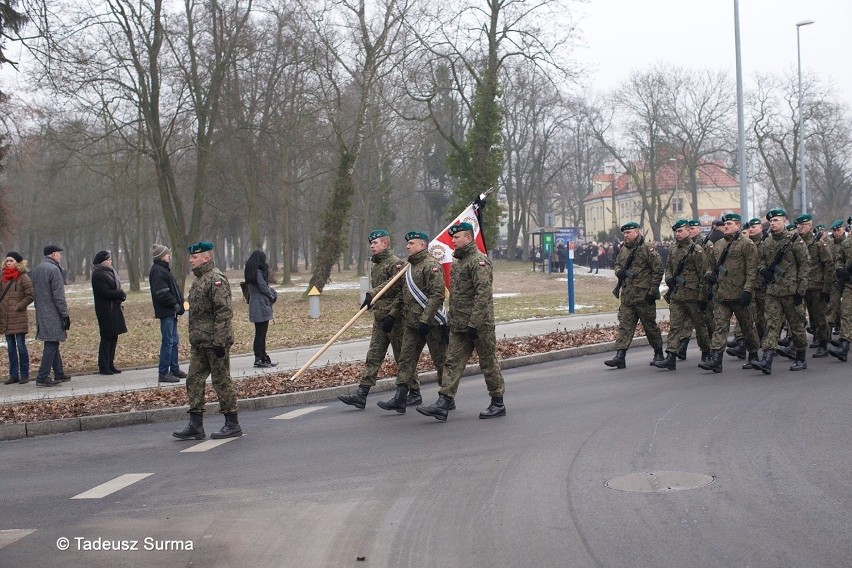 Stargard bez prezydenta. Ostatnie pożegnanie: msza w kolegiacie, kondukt żałobny, pogrzeb [zdjęcia]