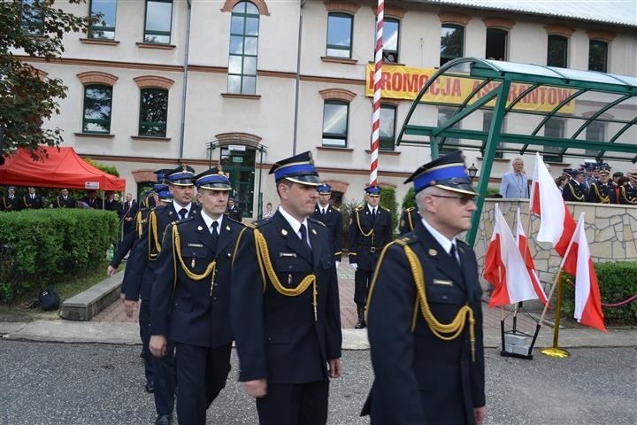 Stopień młodszego aspiranta uzyskało 112 absolwentów...