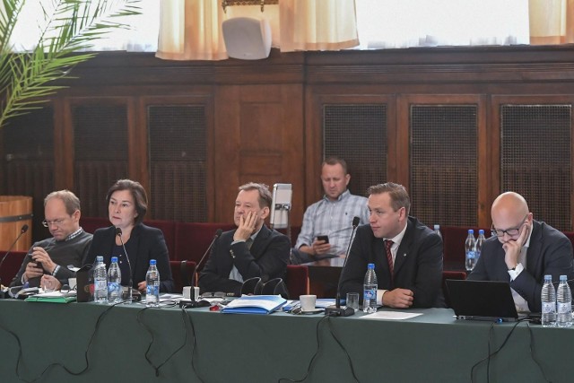 41. sesja Rady Miasta Sopotu. Uchwalono podwyżki cen biletów. Zmieniono strefy płatnego parkowania.