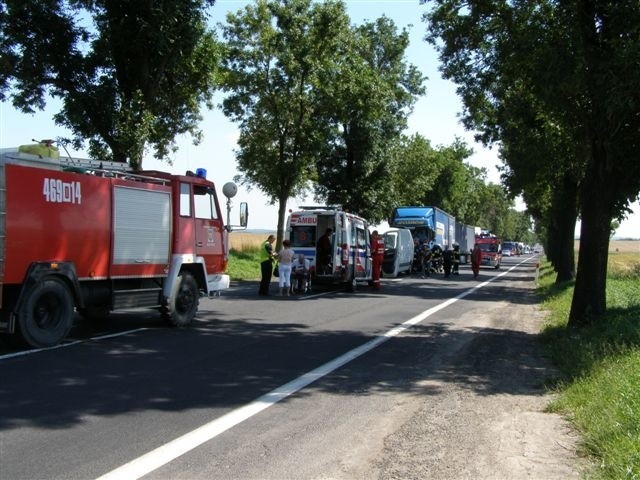 Pięć samochodów zderzyło się na DK 46 koło Sidziny.
