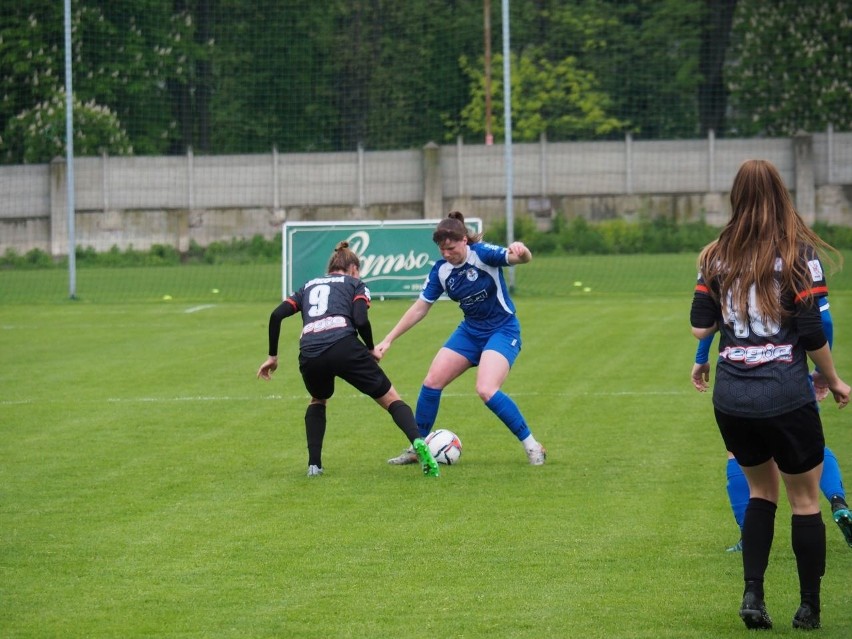 TME UKS SMS - ROW Rybnik 10:0. Łódzki piłkarki nożne efektownie pożegnały się z własnym stadionem