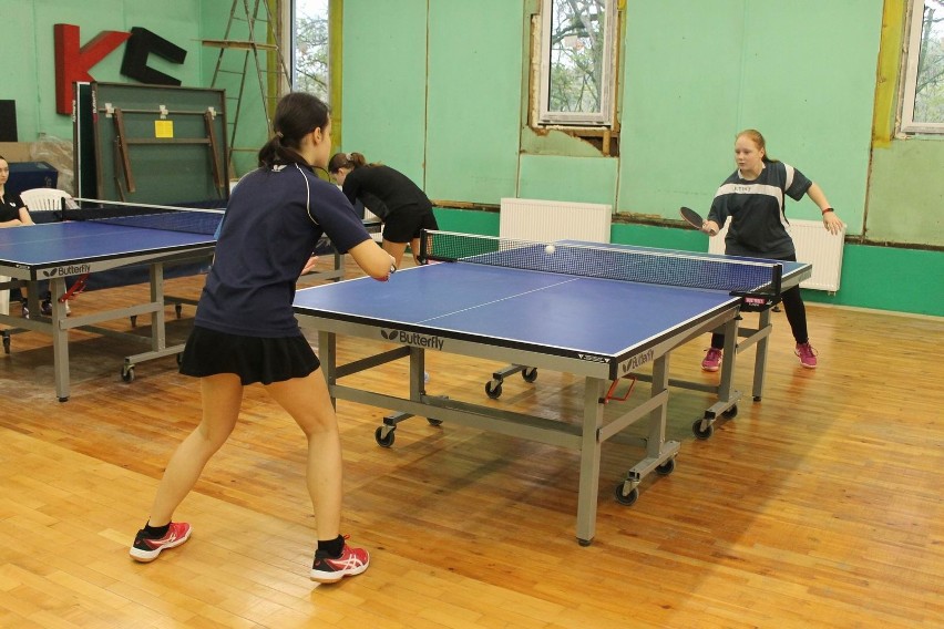 Licealiada w tenisie stołowym odbyła się w hali Pilawa w...