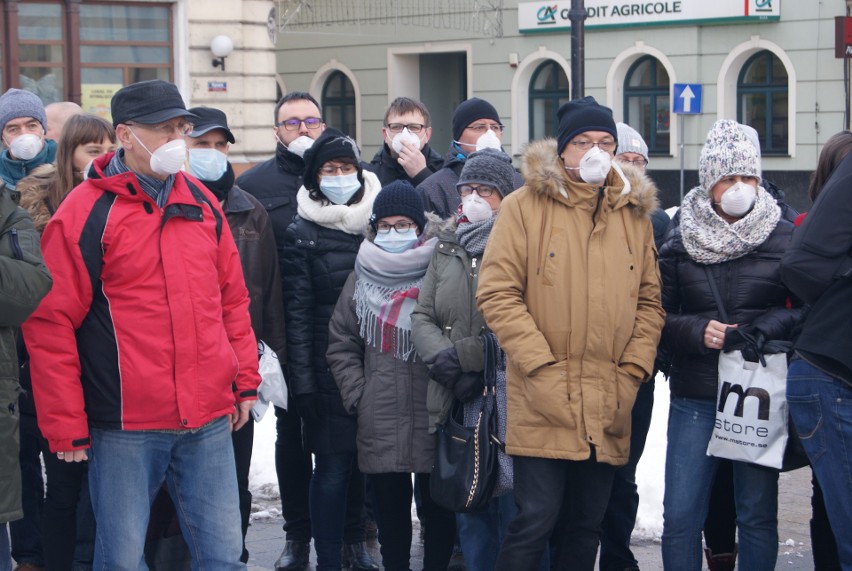 Czarny piątek w Rybniku. Mieszkańcy protestują przeciw...