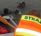 Pierwsze ofiary zabaw nad wodą na Pomorzu. Strażacy znaleźli zwłoki w jeziorze koło Drzonowa