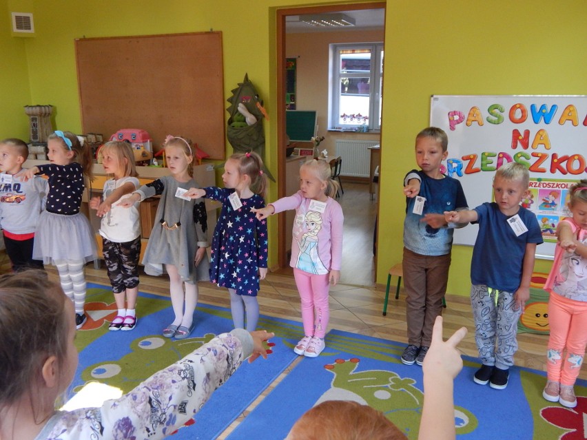 Uroczyste pasowanie na przedszkolaka w Słowinie