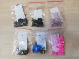 Policjanci z Wąbrzeźna ze wsparciem psa znaleźli u 19-latka marihuanę i 26 tabletek ecstasy