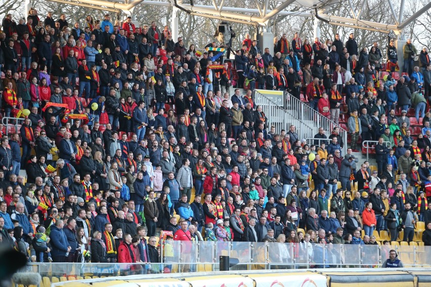 Kibice na meczu Sparta – Falubaz na Stadionie Olimpijskim [ZNAJDŹ SIĘ NA ZDJĘCIACH]