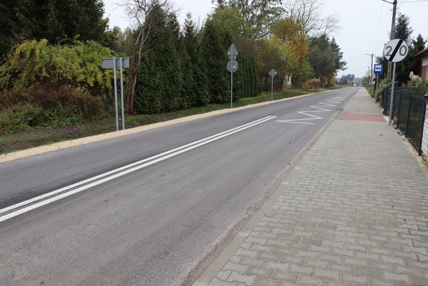 Droga powiatowa Wola Kuczkowska - Kuczków otwarta po remoncie. Standard na miarę XXI wieku 