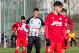 Sandecja zmienia stadion na wiosnę. Wygrana z rezerwami Wisły Kraków 