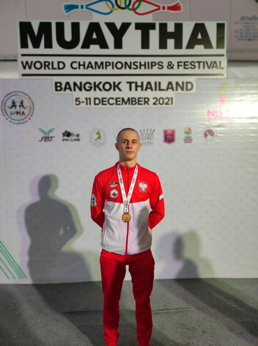 Jakub Posłowski z kieleckiego klubu Klincz w Tajlandii został młodzieżowym mistrzem świata w boksie tajskim [WIDEO]
